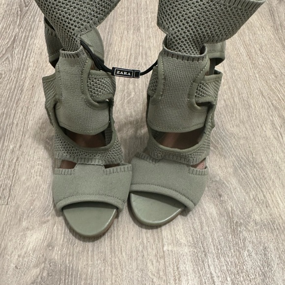 Zara Khaki Ankle Strap Heels - Picture 7 of 7
